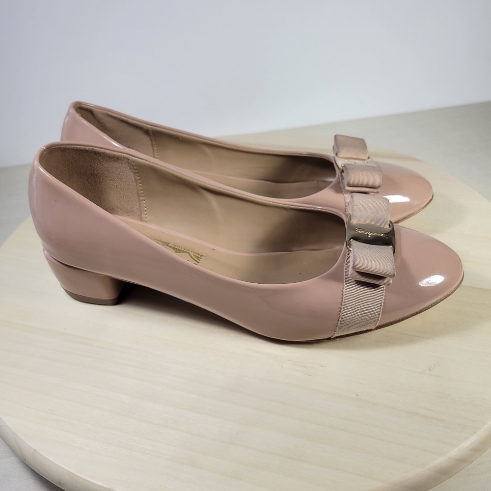 Salvatore Ferragamo Nude Vara Bow Ballet Round Toe Block Heel Womens Siz…